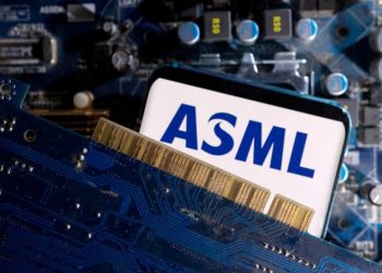 China says “dissatisfied” with new Dutch export controls on ASML chipmaking tools