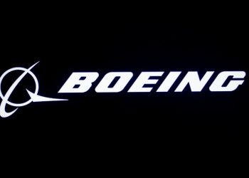 Boeing reaches early deal with 25% higher pay in hope to avert strike