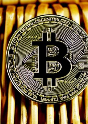 Crypto Market Update: CLARITY Act Set for January Senate Markup, Selig Confirmed as CFTC Chair