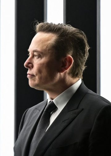 SpaceX hit by surging AI costs as insiders prepare to sell their shares